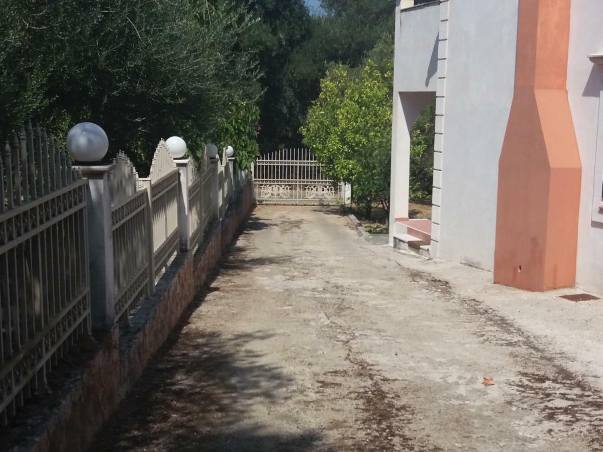 Areti'S Apartment 圣佐治欧斯帕贡 外观 照片