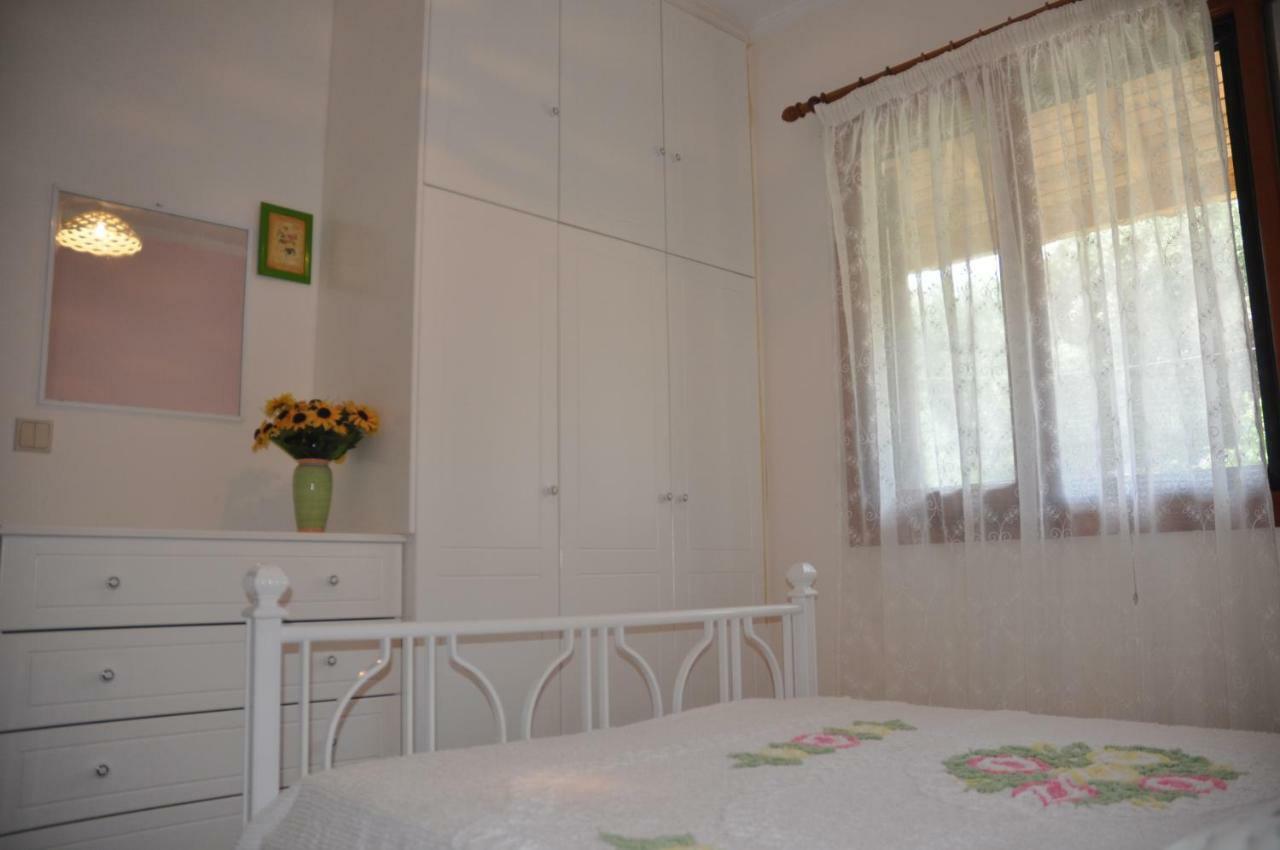 Areti'S Apartment 圣佐治欧斯帕贡 外观 照片