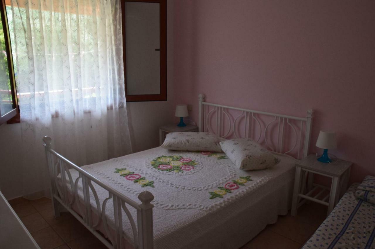 Areti'S Apartment 圣佐治欧斯帕贡 外观 照片